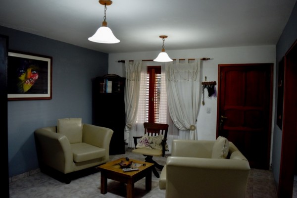 Casa Calle Sarmiento 1530 - Oncativo