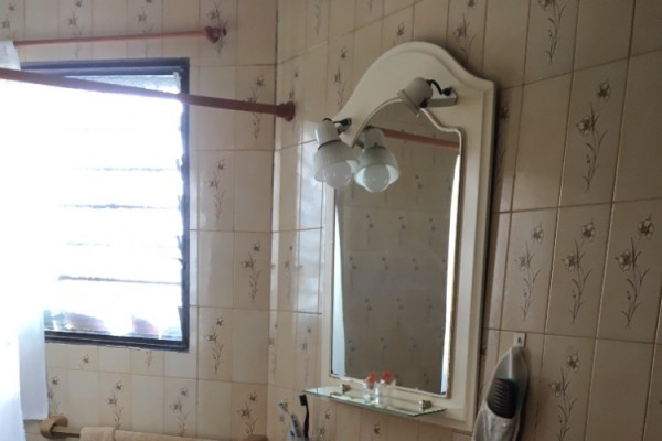 Casa Calle Santa Fe y Urquiza