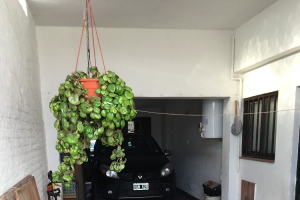 Casa Calle Santa Fe y Urquiza