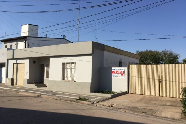 Casa Calle 25 de Febrero 1052