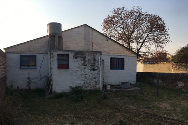 Casa Calle La Plata 560