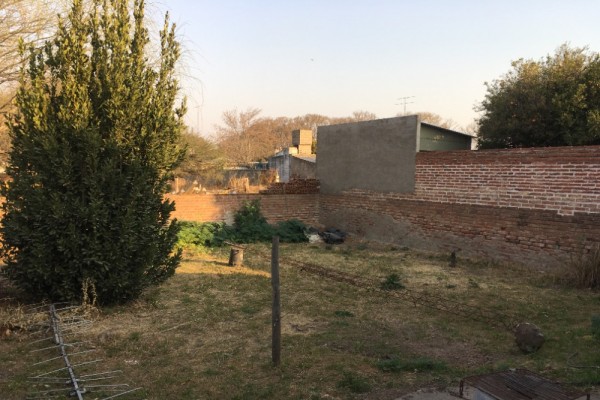 Casa Calle La Plata 560