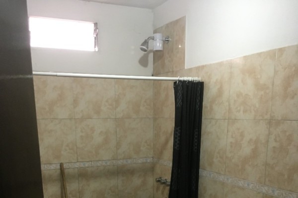 Calle Dean Funez 353