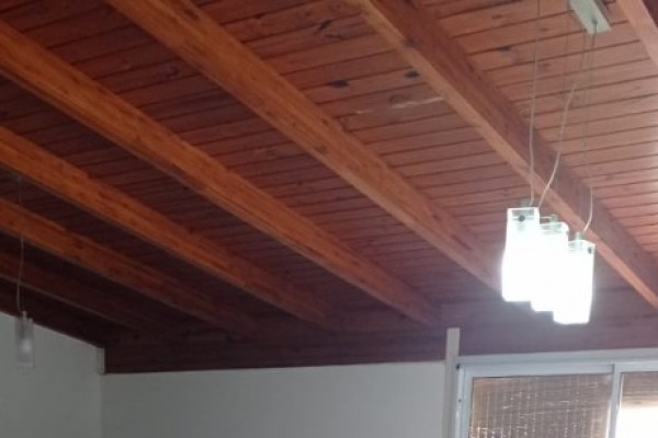 Casa Calle Belgrano al 350 con Local - Excelente Oportunidad