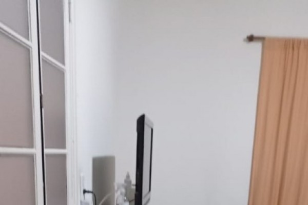 Casa Calle Belgrano al 350 con Local - Excelente Oportunidad