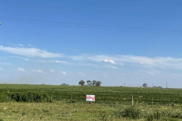 Predio de 7380 M2 sobre Ruta E-79 a Río Tercero