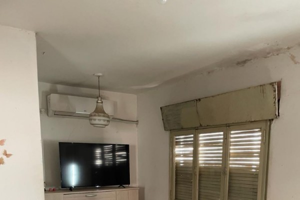 B. Mitre 550 - Ocativo