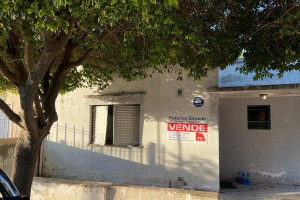 Calle 25 de Febrero al  80