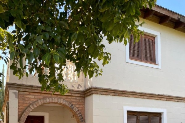 Dúplex Costa Rica Esquina Uruguay