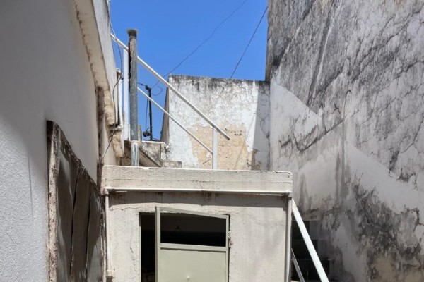 Casa Calle 9 de Julio Frente Plaza San Martín