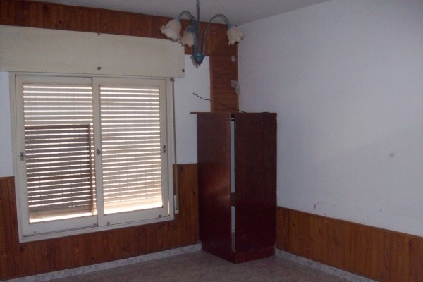 Casa Calle Rivadavia 550