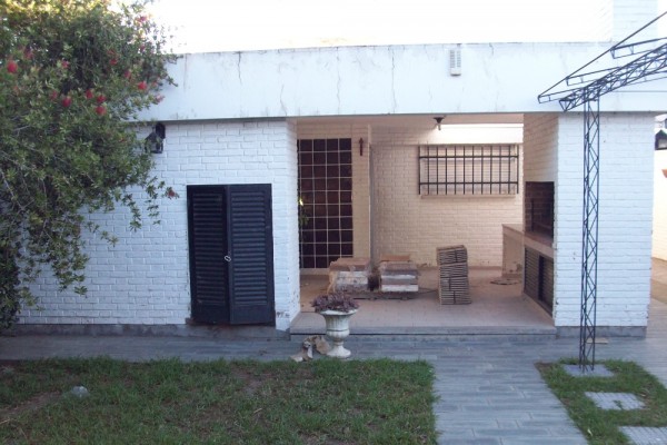 Casa Calle 25 de Febrero 335 