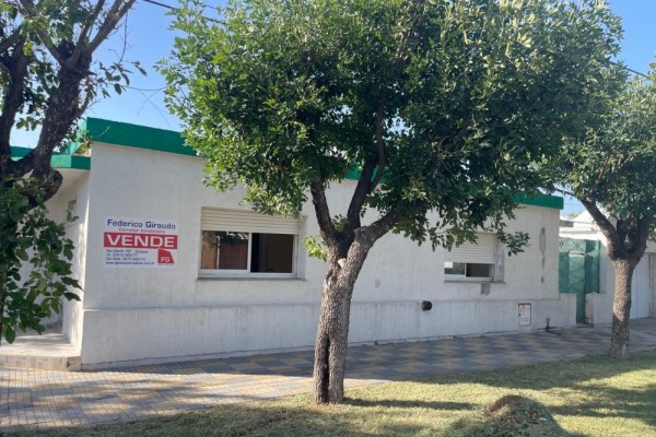 Casa Calle San Lorenzo y Pueyrredón