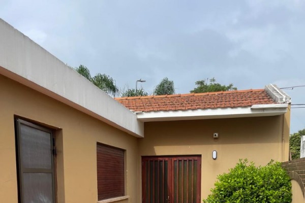 Casa Calle Lamadrid y Velez Sárfield