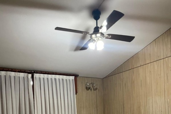 Casa Calle Lamadrid y Velez Sárfield