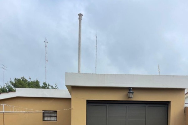 Casa Calle Lamadrid y Velez Sárfield