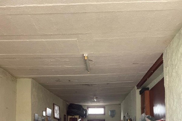 Casa y Galpón Calle Dean Funez