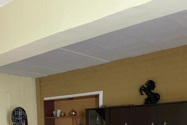 Casa y Galpón Calle Dean Funez