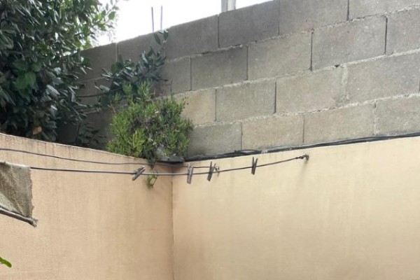 Casa y Galpón Calle Dean Funez