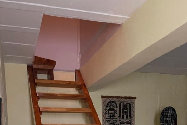 Casa y Galpón Calle Dean Funez