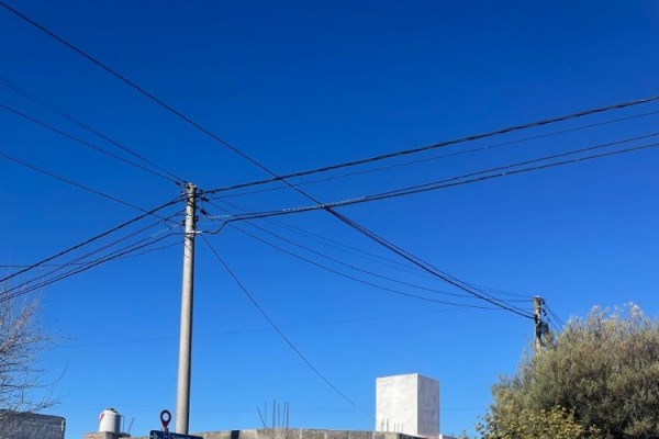 CASA EN VENTA. Santa Cruz esq. Pueyrredon