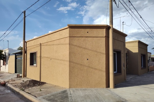 Casa  Saenz Peña  y Yapeyú