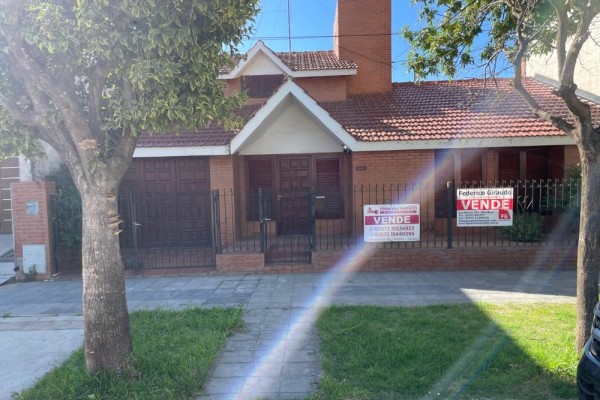 Casa Intendente Matta 422